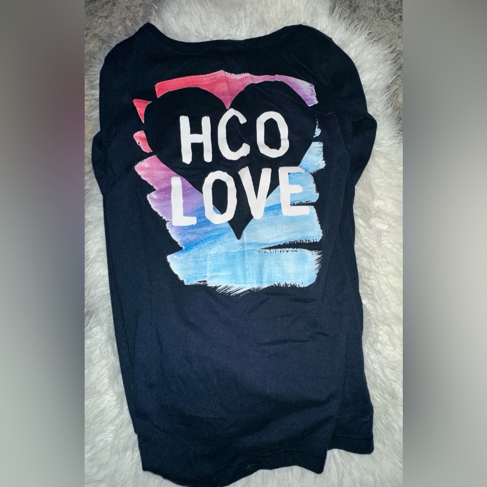 Hollister long sleeve logo graphic tee in size Medium.